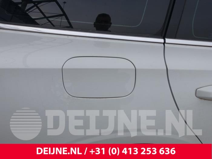 Volvo V60 Tankklappe O318709