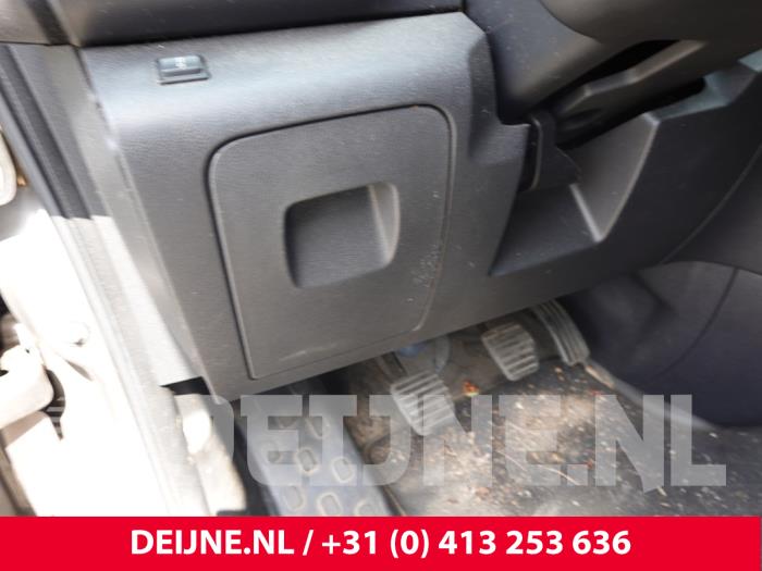 Opel Vivaro Ablagefach O318795