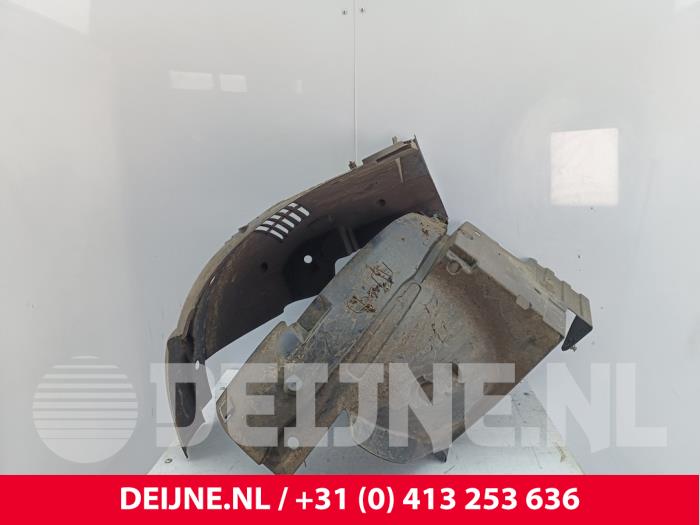 Opel Vivaro Wheel arch liner O318848