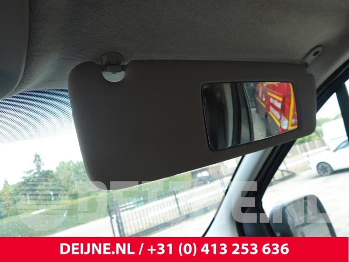 Opel Vivaro Sun visor O318853