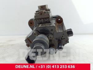 Iveco New Daily Brandstofpomp Mechanisch O318883 foto 3