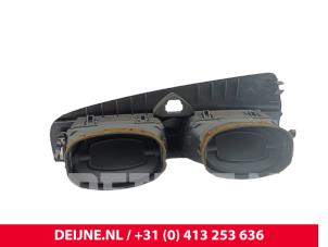 Volvo XC70 Luchtrooster Dashboard O318906 foto 2