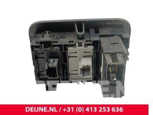 Opel Movano Height control switch O318908 photo 2