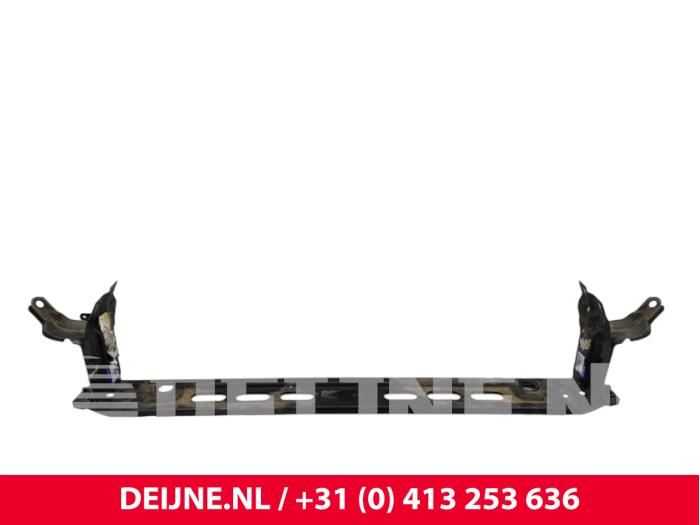 Volvo V60 Radiatorbalken O318927