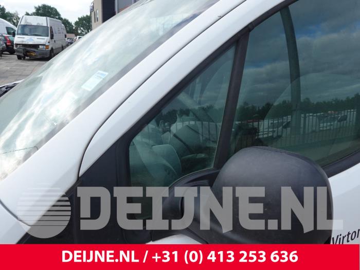 Peugeot Partner Dreieckfenster links vorne O319014