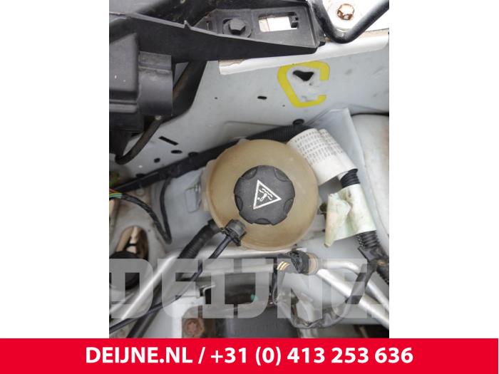 Peugeot Partner Ausgleichsbehälter O319019