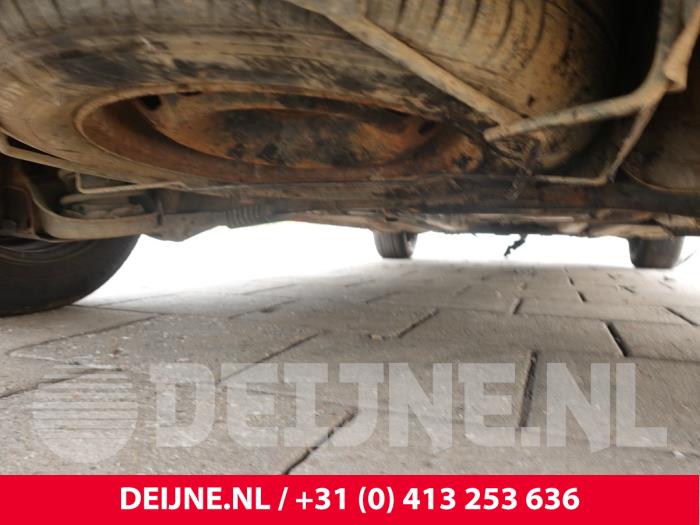 Peugeot Partner Ophangmechaniek reservewiel O319038