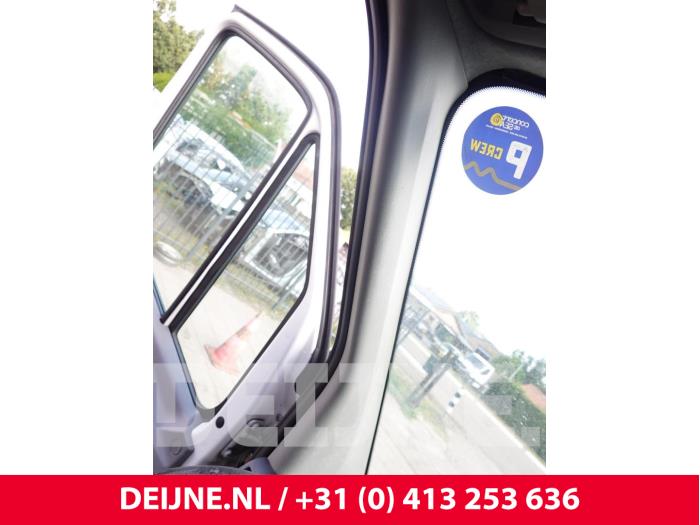 Volkswagen Crafter A-Säule Abdeckkappe links O319155