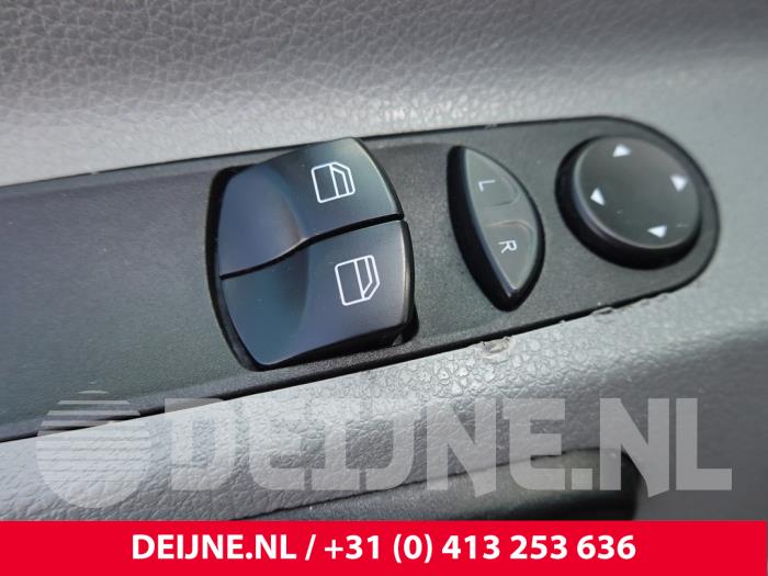 Volkswagen Crafter Elektrisches Fenster Schalter O319183