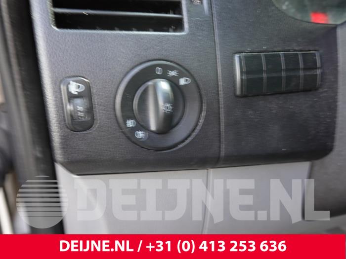 Volkswagen Crafter Licht Schalter O319207