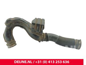 Renault Trafic Ansaugschlauch Luft O319456 foto 2