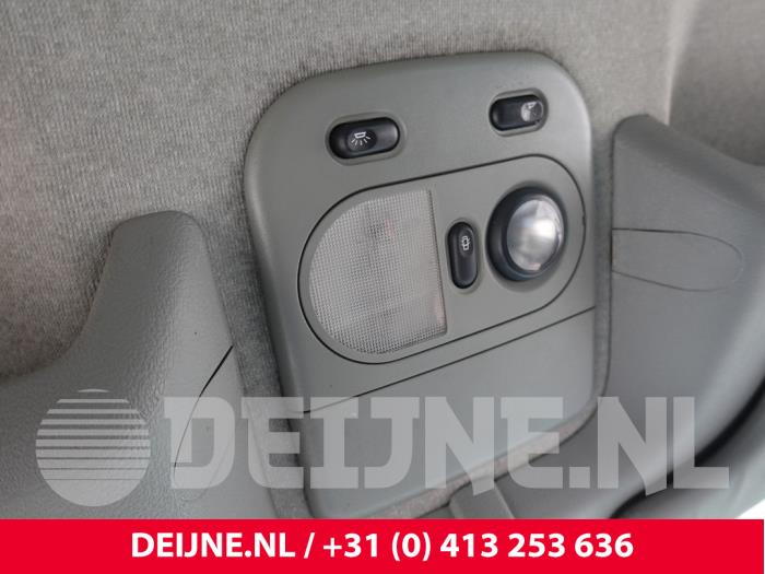 Renault Master Interior lighting, front O319663