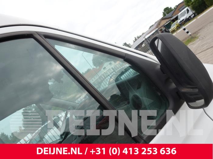 Renault Master Dreieckfenster rechts vorne O319679
