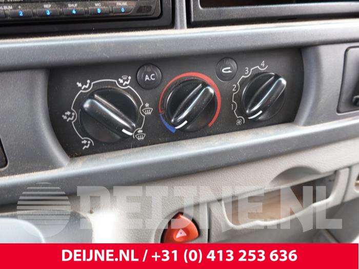 Renault Master Heizung Bedienpaneel O319690