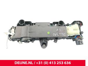 Lynk & Co 08 Portiergreep 4Deurs links-voor O319916 foto 2