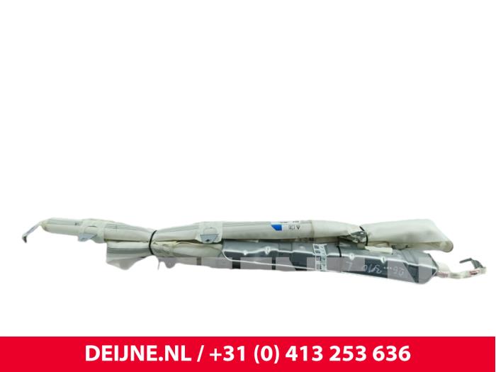 Lynk & Co 08 Airbag Himmel links O319812
