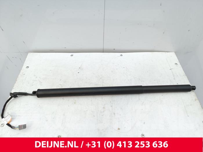 Lynk & Co 08 Gasdemper links-achter O319847