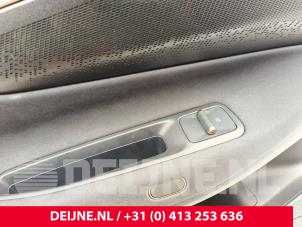 Lynk & Co 08 Portierbekleding 4Deurs links-achter O319867 foto 3