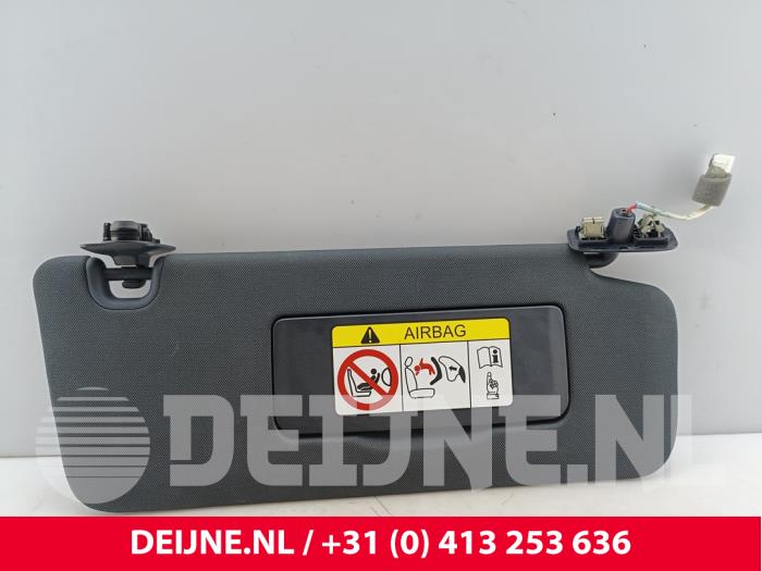 Lynk & Co 08 Sonnenblende O319907