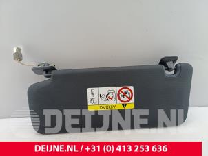 Lynk & Co 08 Sonnenblende O319907 foto 3