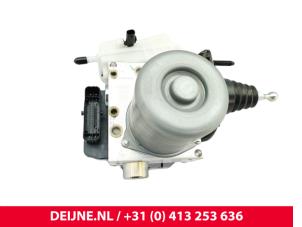 Lynk & Co 08 ABS pump O319801 photo 2