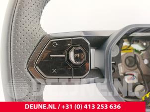 Lynk & Co 08 Steering wheel O319942 photo 3