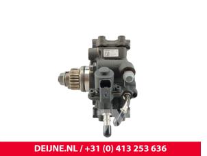 Renault Master Mechanical fuel pump O319944 photo 2