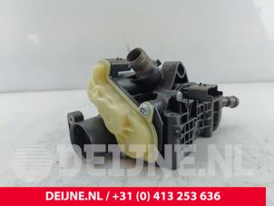 Opel Vivaro Thermostaathuis O319958 foto 3