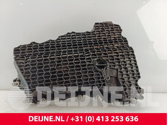 Gebruikte Carterpan Opel Vivaro 2.0 CDTI 122 Prijs € 108,90 Inclusief btw aangeboden door van Deijne Onderdelen Uden B.V.