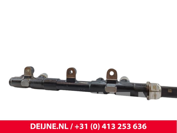 Opel Vivaro Einspritzdüse (Einspritzer) O319964