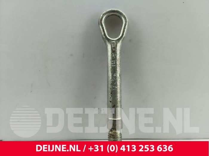 Mercedes Vito Abschleppöse vorne O319969