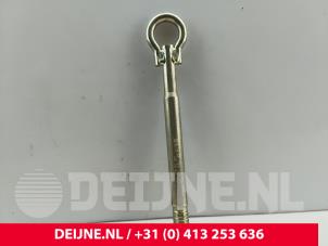 Peugeot Expert Abschleppöse vorne O319970 foto 2