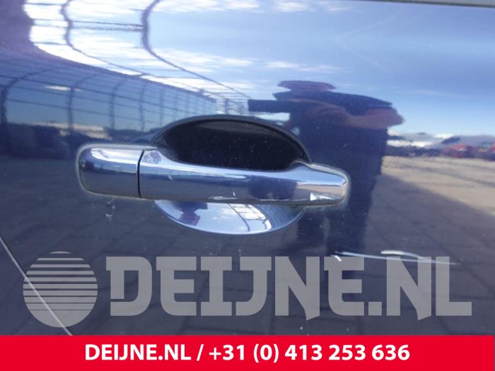 Volvo V70 Portiergreep 4Deurs rechts-achter O320712
