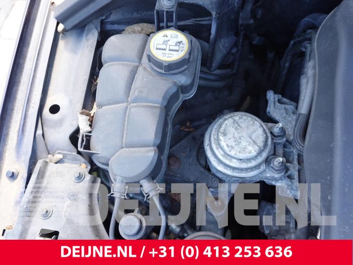 Volvo V70 Expansievat O320610
