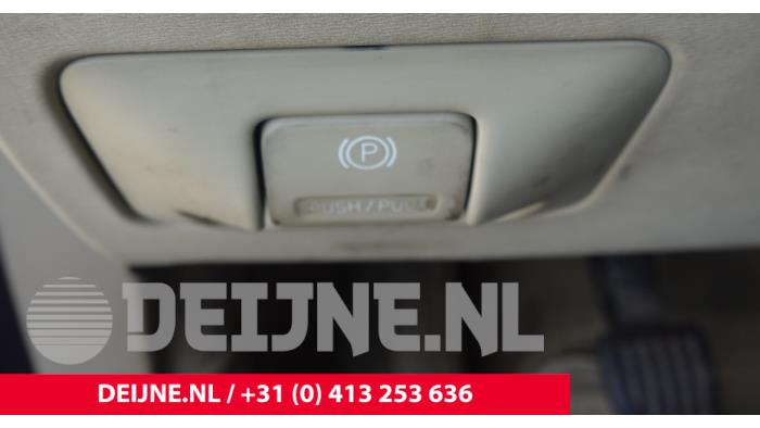 Volvo V70 Handbremse Schalter O320618