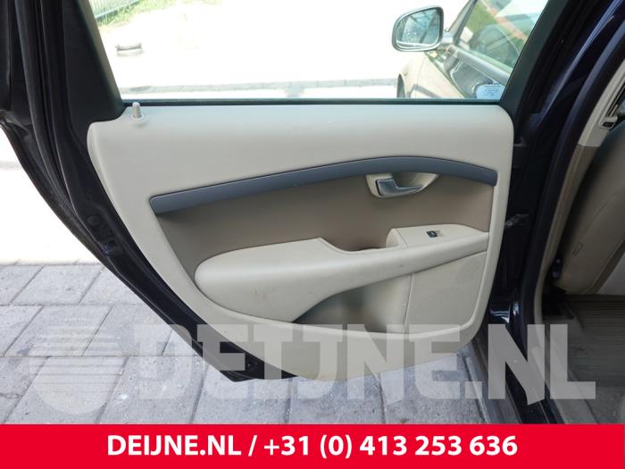 Volvo V70 Portierbekleding 4Deurs links-achter O320639