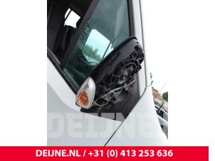 Renault Master Driehoeks Ruit rechts-voor O320787 foto 2