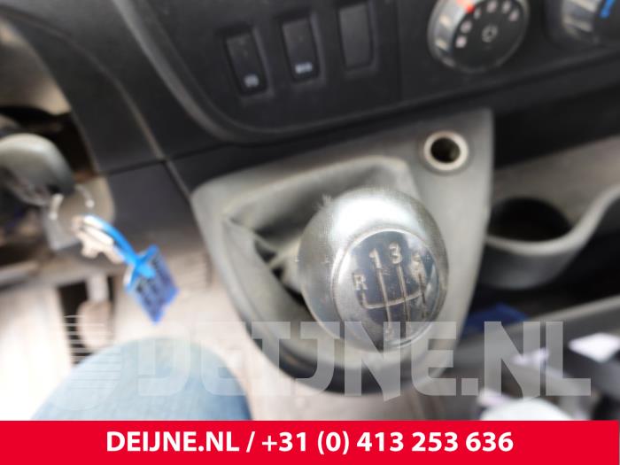Renault Master Versnellingspook O320797