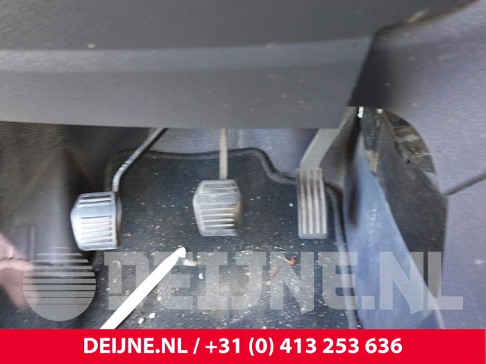 Ford Transit Connect Clutch pedal O320867