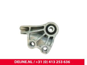 Lynk & Co 08 Getriebe Halterung O320942 foto 2