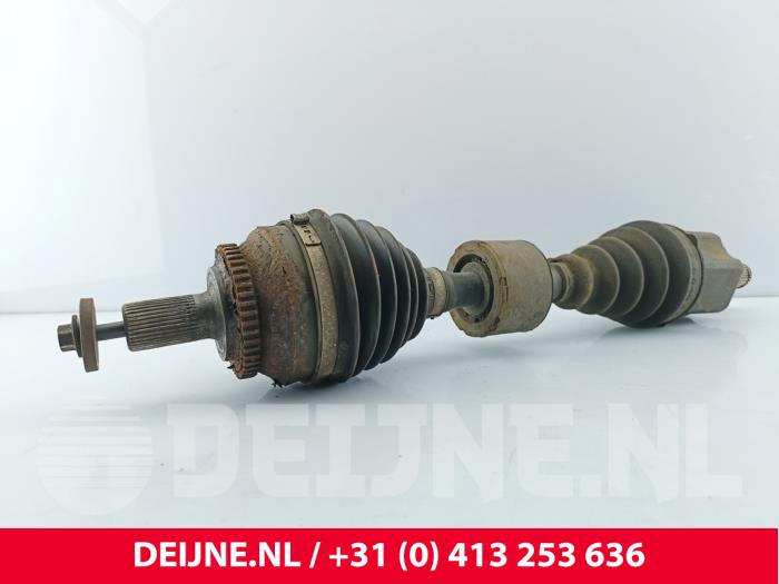 Volvo V70 Front drive shaft, left O320954