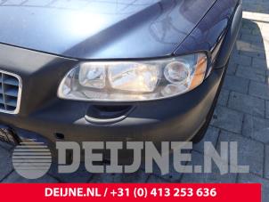 Volvo V70 Voorbumper O321067 foto 2