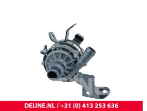 Lynk & Co 08 Zusätzliche Wasserpumpe O321092 foto 3