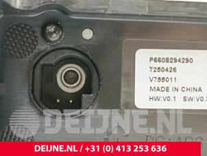 Lynk & Co 08 Camera voorzijde O321109 foto 3