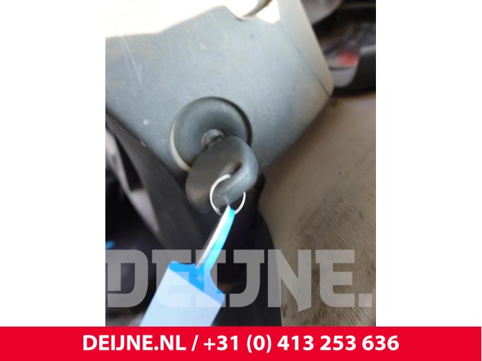 Dacia Dokker Zündschloss+Schlüssel O321152