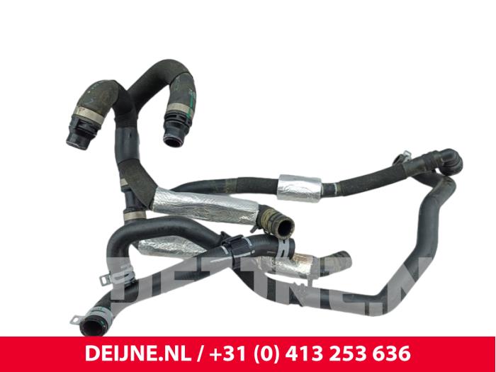 Lynk & Co 08 Kühlerschlauch O321216