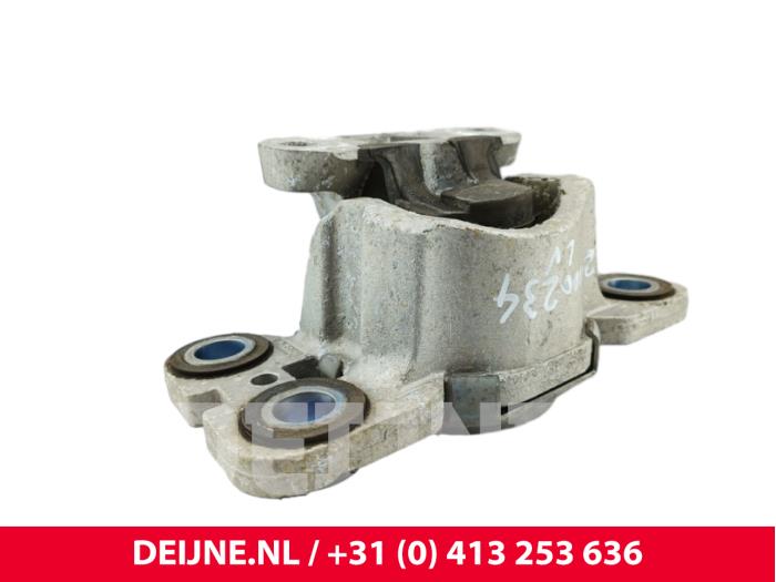 Volvo V60 Engine mount O321217
