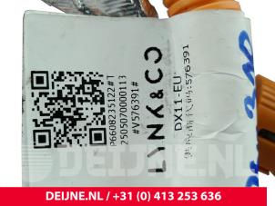 Lynk & Co 08 Hochspannungskabel O321316 foto 3