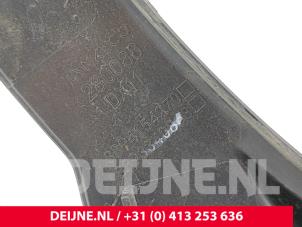 Lynk & Co 08 Flared wheel arch O321323 photo 3