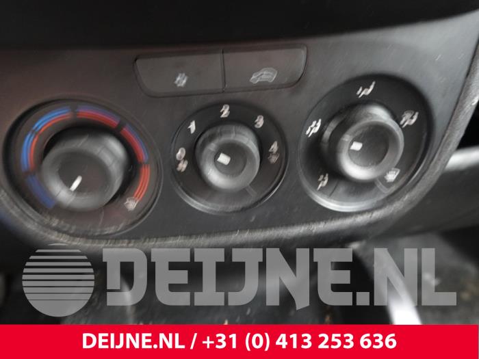Opel Combo Heizung Bedienpaneel O321367